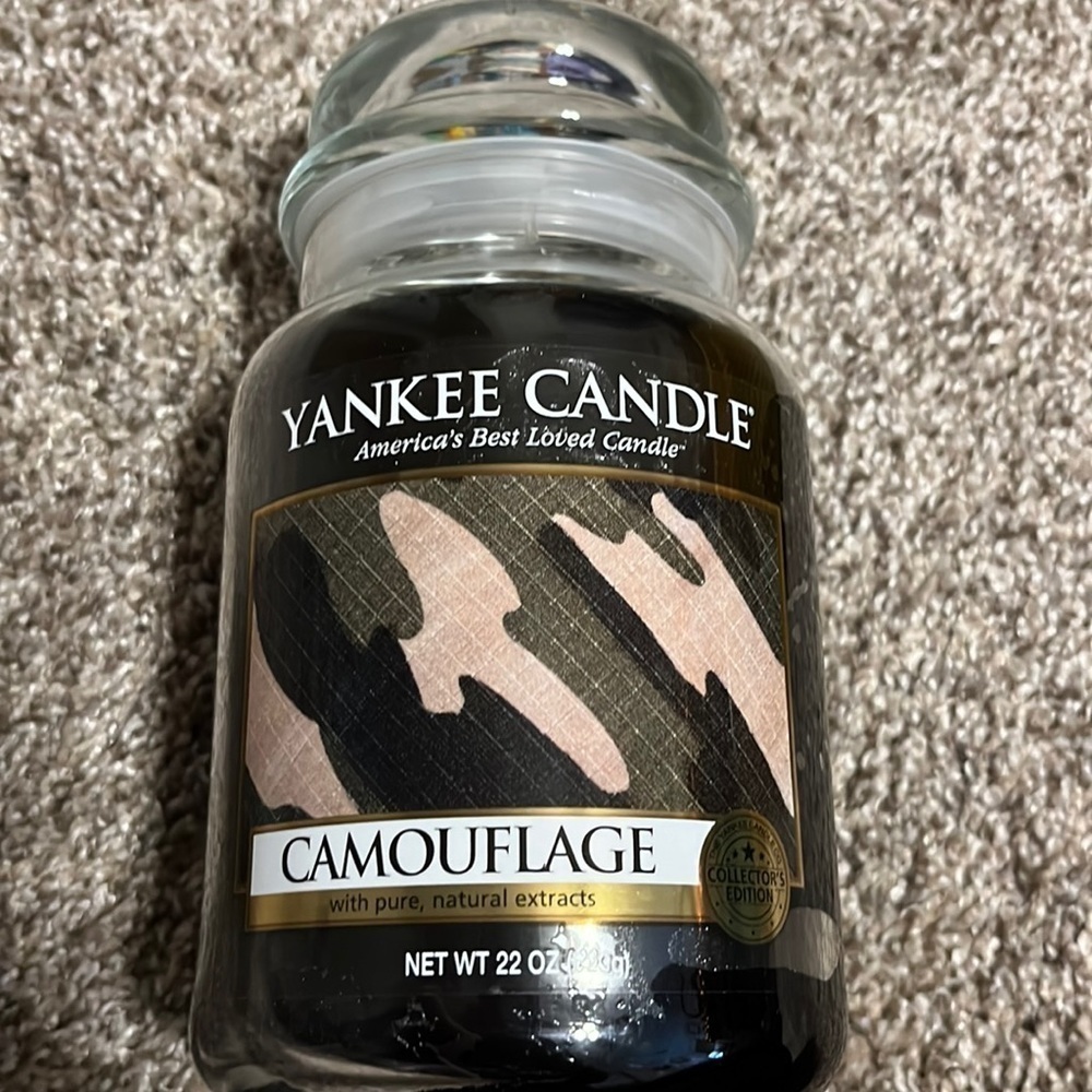 Yankee Candle Retired Camouflage 22oz Single‎ Wick Candle
